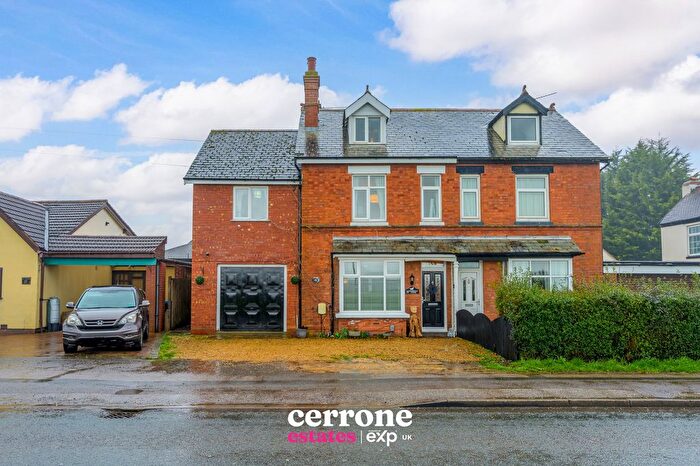 4 Bedroom Semi Detached House For Sale In All Saints Road, Bromsgrove, B61