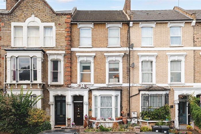 5 Bedroom Property For Sale In Rectory Road, Stoke Newington, N16