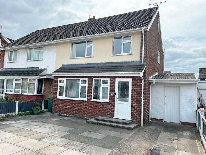 3 Bedroom Semi-Detached House For Sale In Meadow Lane, Southport, Merseyside, PR8