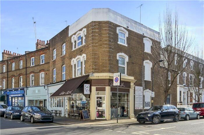 1 Bedroom Flat To Rent In Blythe Road, Brook Green, London, W14