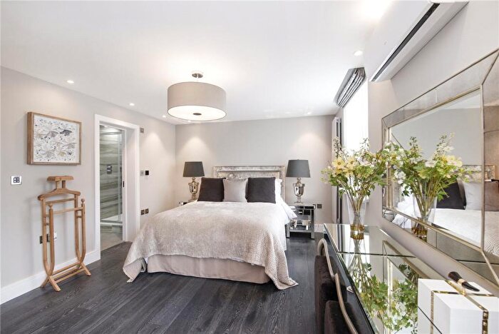 4 Bedroom House To Rent In St John's Wood Park, St John's Wood, NW8