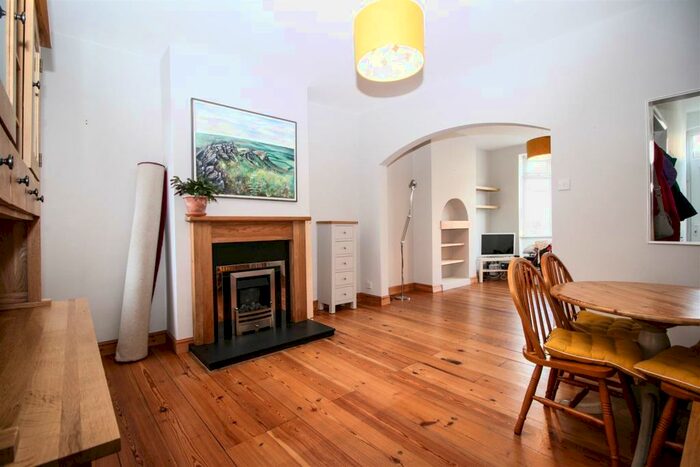 2 Bedroom Terraced House To Rent In Linden Road, Bearwood, B66