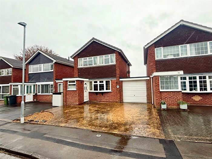 3 Bedroom Link Detached House For Sale In Ribbesford Drive, Stourport-on-Severn, Worcestershire, DY13