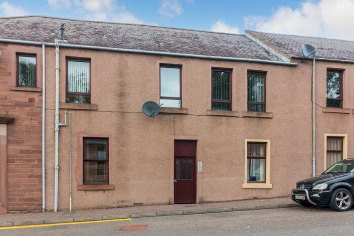 2 Bedroom Flat To Rent In Don Street, Forfar, Angus, DD8