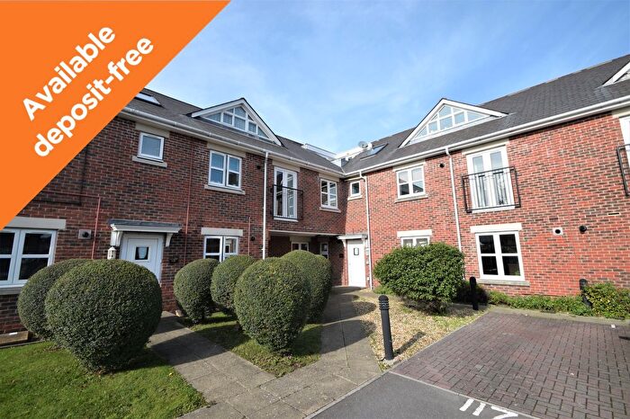 2 Bedroom Flat To Rent In Blenheim Road, Eastleigh, Hampshire, SO50