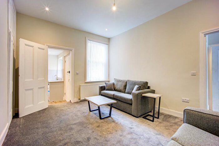 3 Bedroom Flat To Rent In Shortridge Terrace, Jesmond, NE2