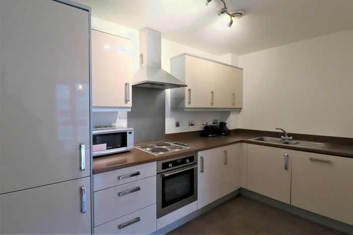 1 Bedroom Flat To Rent In Mortimer Square, Milton Keynes, MK9