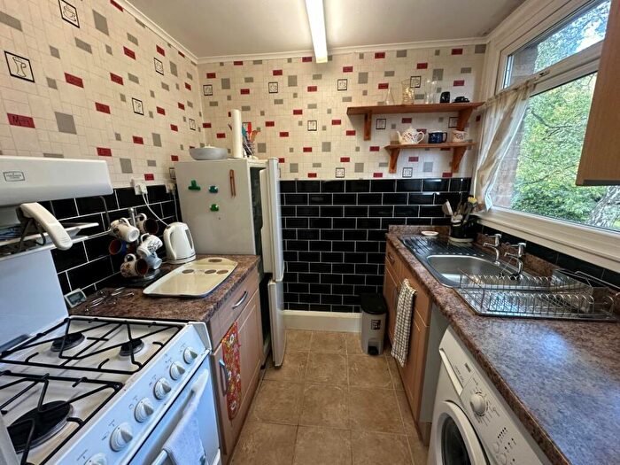 1 Bedroom Flat For Sale In Limberlost Close, Handsworth Wood, Birmingham, B20