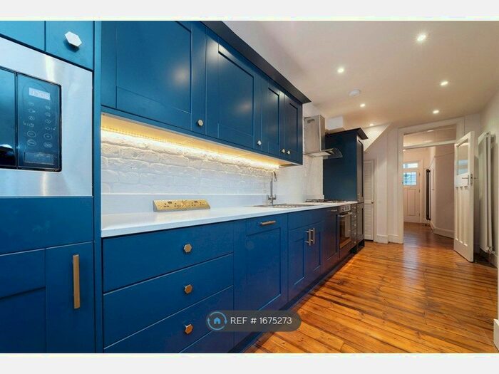 3 Bedroom Terraced House To Rent In Lansdowne Road, London, E4