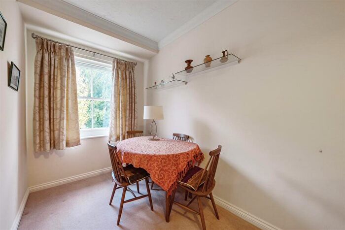 1 Bedroom Retirement Property For Sale In Chelmer Lodge, Chelmsford, CM2