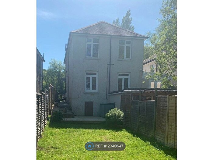 2 Bedroom Flat To Rent In Ringwood Road, Poole, BH14