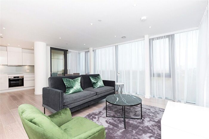 2 Bedroom Flat To Rent In City North East Tower, City North Place, London, N4