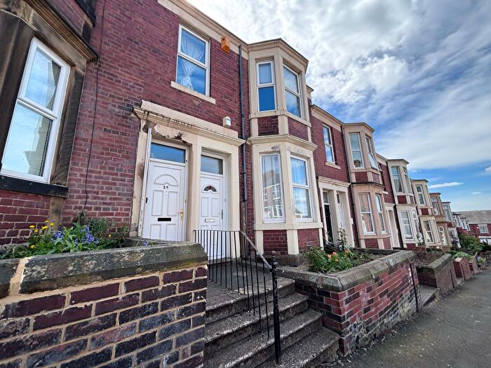 2 Bedroom Flat To Rent In Saltwell Street, Gateshead, NE8