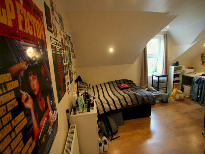 14 Bedroom House To Rent In North Grange Road, Leeds, LS6