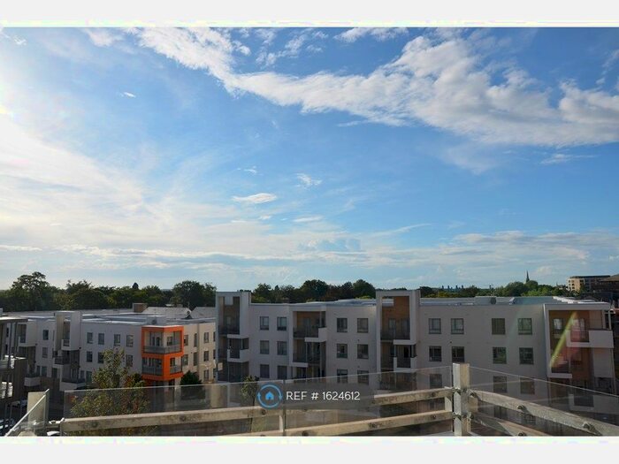 2 Bedroom Flat To Rent In Glenalmond Avenue, Cambridge, CB2