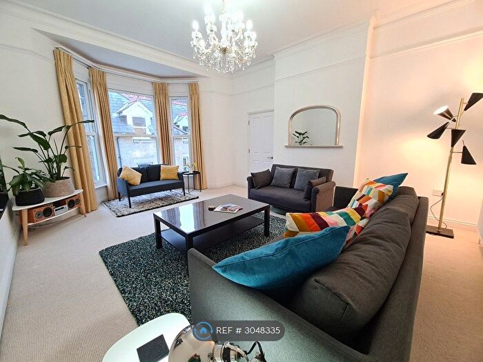 2 Bedroom Flat To Rent In Park Avenue, Ventnor, PO38