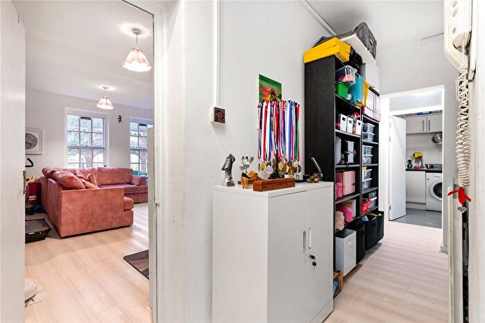 1 Bedroom Flat For Sale In Club Row, London, E2