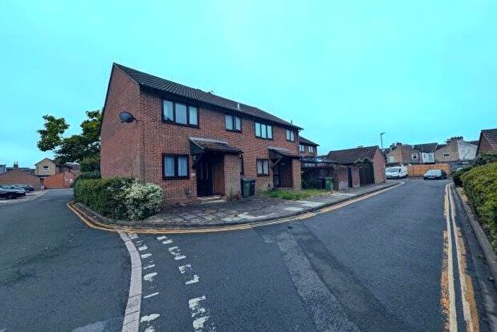 1 Bedroom Property To Rent In Bucklers Court, Portsmouth, PO2