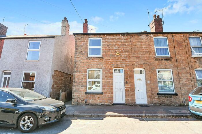 2 Bedroom End Of Terrace House To Rent In Mill Street, Mansfield, Nottinghamshire, NG18