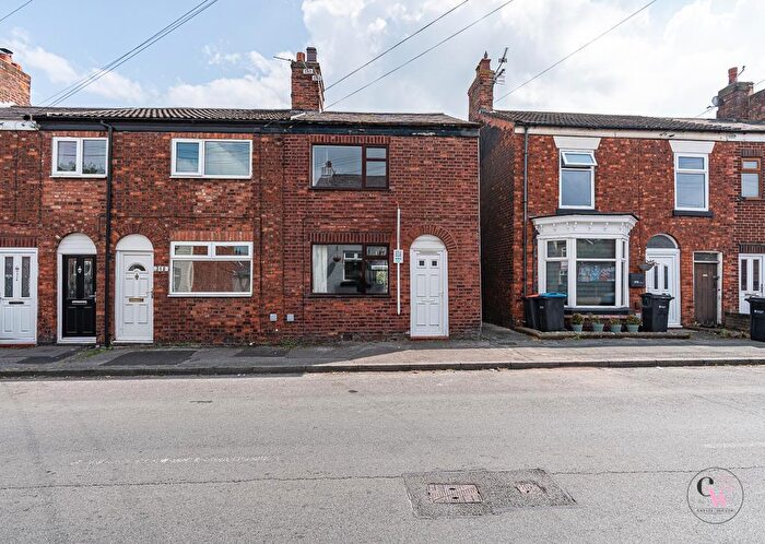 2 Bedroom End Of Terrace House For Sale In Station Road, Winsford, CW7