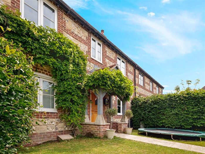 4 Bedroom House For Sale In The Cross, Shillingstone, DT11