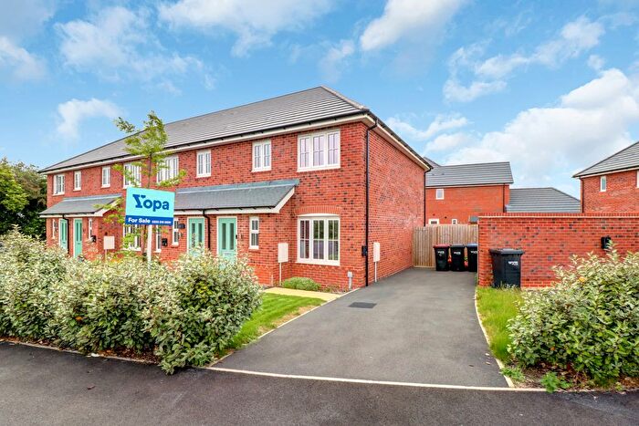 3 Bedroom End Of Terrace House For Sale In Sparrow Lane, Preston, PR3