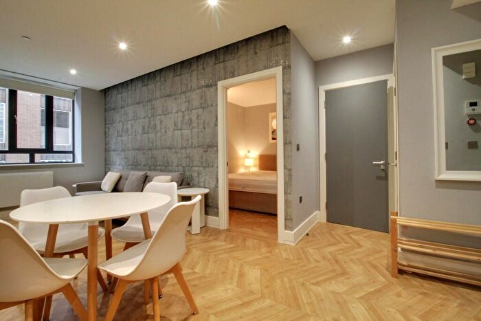 1 Bedroom Apartment To Rent In Beaufort House, - Newhall Street, Birmingham, B3