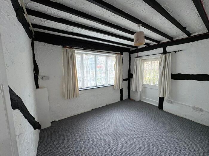 4 Bedroom Apartment To Rent In Emma Place, PL1