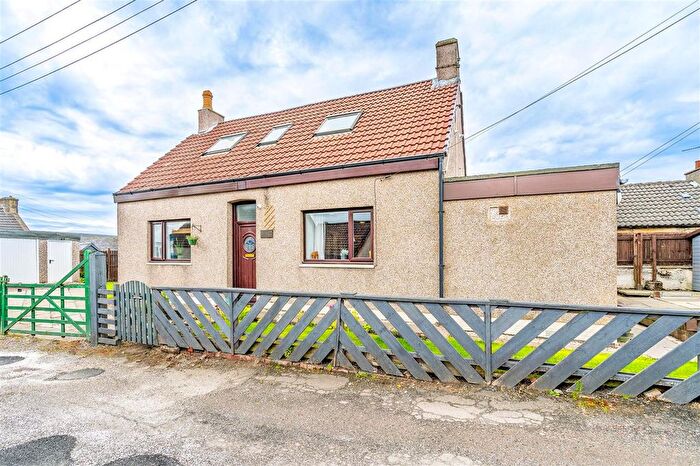 3 Bedroom Detached House For Sale In Earl's Place, Fauldhouse, EH47