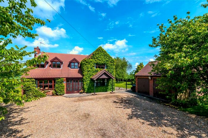 4 Bedroom Detached House For Sale In Walcot Fen, Billinghay, Lincoln, LN4