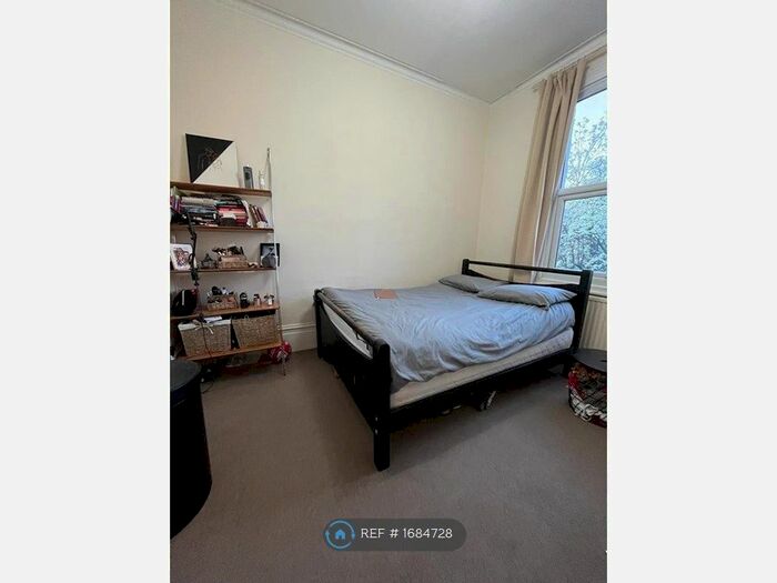 1 Bedroom Flat To Rent In Maidstone Rd, London, N11