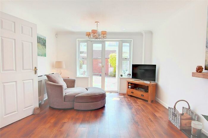 5 Bedroom Detached House For Sale In Henry Fletcher Close, Angmering, Littlehampton, West Sussex, BN16
