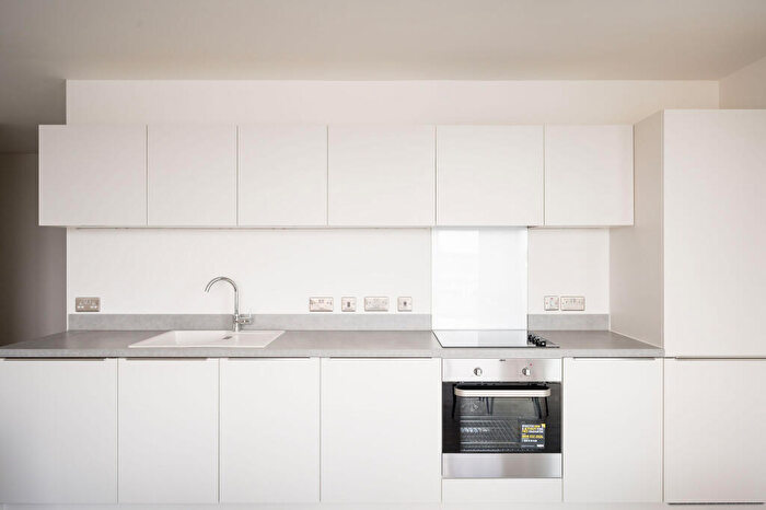 3 Bedroom Flat To Rent In The Kell, Gillingham Gate Road, Gillingham, ME4