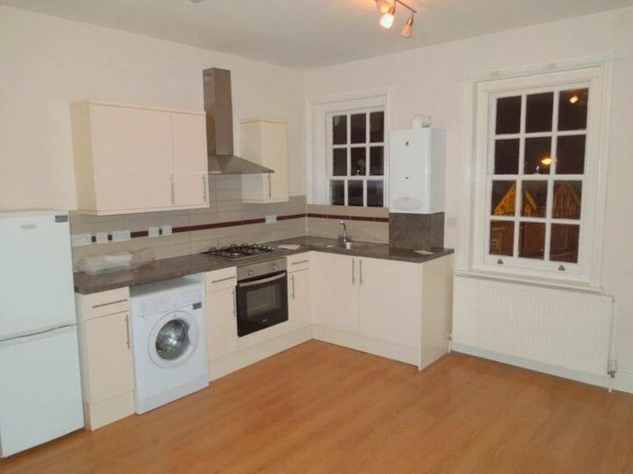 1 Bedroom Apartment To Rent In Green Lane, Northwood, Middlesex, HA6
