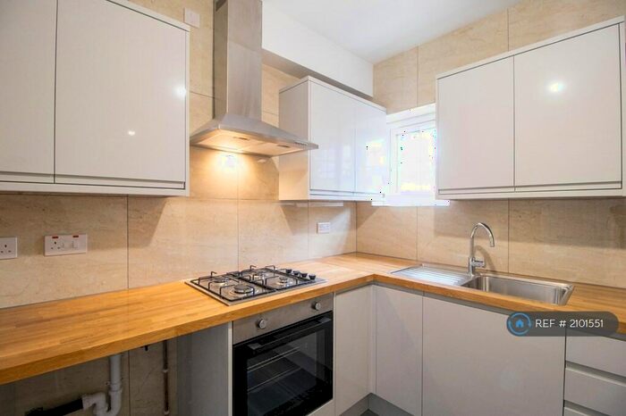 1 Bedroom Flat To Rent In Central Park Road, London, E6