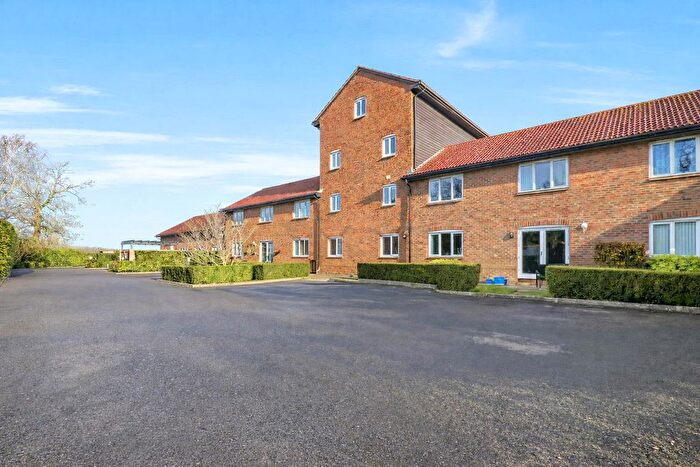 2 Bedroom Flat For Sale In Warren Road, Little Horwood, Milton Keynes, MK17