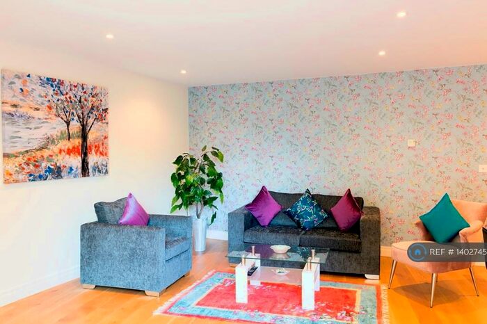2 Bedroom Penthouse To Rent In Regents Terrace, Cambridge, CB2
