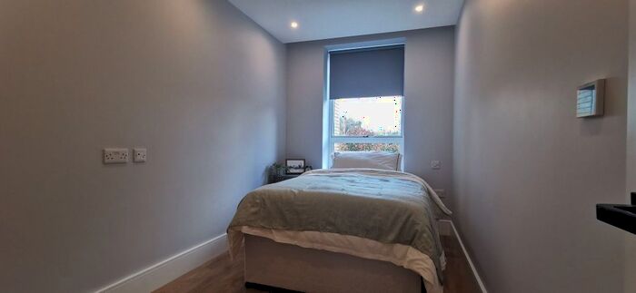 2 Bedroom Flat To Rent In Draycott Avenue, Kenton, Harrow, HA3