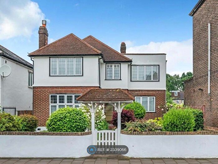 5 Bedroom Detached House To Rent In Upper Elmers End Road, Beckenham, BR3