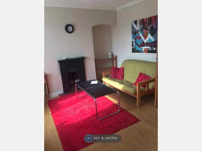 3 Bedroom Terraced House To Rent In Sir Henry Parkes Road, Coventry, CV5