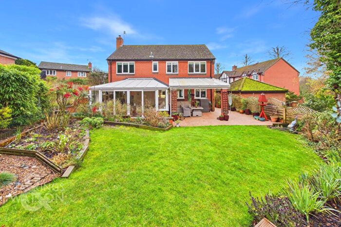 4 Bedroom Detached House For Sale In Princess Beatrice Close, Hellesdon, Norwich, NR6