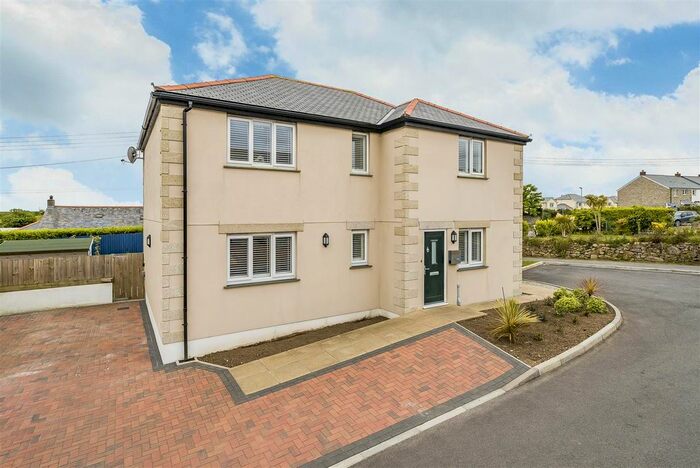 4 Bedroom Detached House For Sale In Lowarth Sevi, Ashton, Ashton, TR13