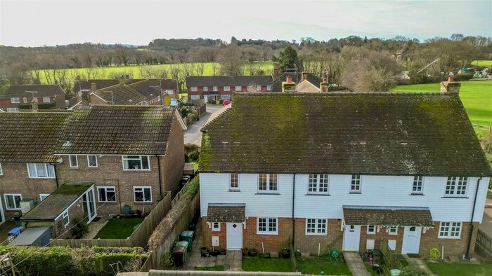 3 Bedroom End Of Terrace House For Sale In The Tollgate, Staplecross, Robertsbridge, TN32