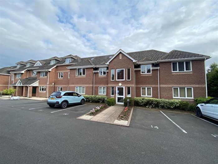 2 Bedroom Apartment For Sale In Cedars Court, Off Ward Close, Barwell, LE9