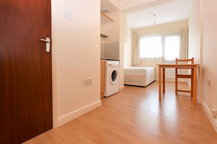 Property To Rent In Nightingale Road, Edmonton, N9