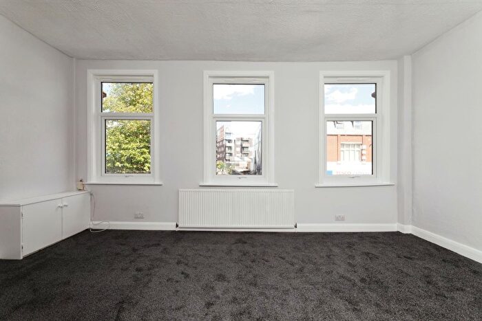 1 Bedroom Flat To Rent In St James Street, Walthamstow, London, E17