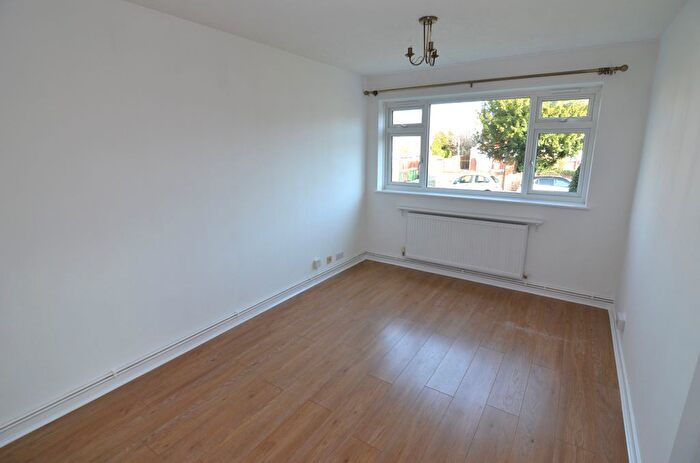 1 Bedroom Flat To Rent In Lansdown Road, Sidcup, DA14