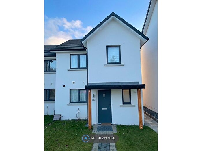 3 Bedroom Semi-Detached House To Rent In St Gellert Gardens, Loanhead, EH20