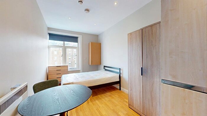 Studio To Rent In Courtfield Gardens, London, SW5