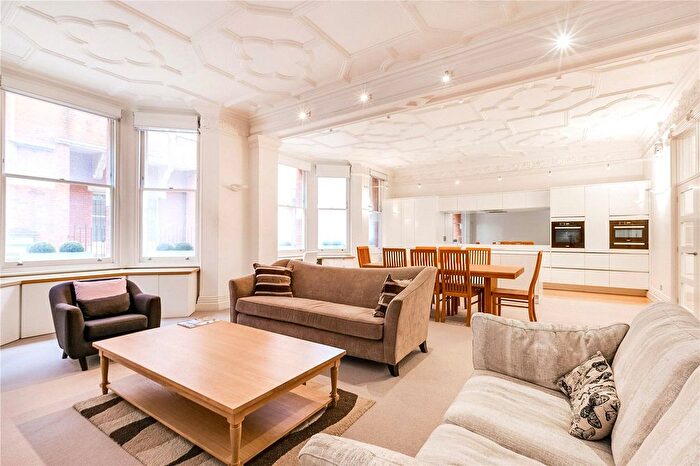 2 Bedroom Flat To Rent In Palace Place Mansions, Kensington, W8